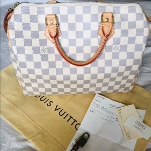Louis Vuitton speedy